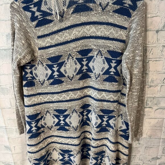 Womens aztec design cardigan - Picture 2 of 3